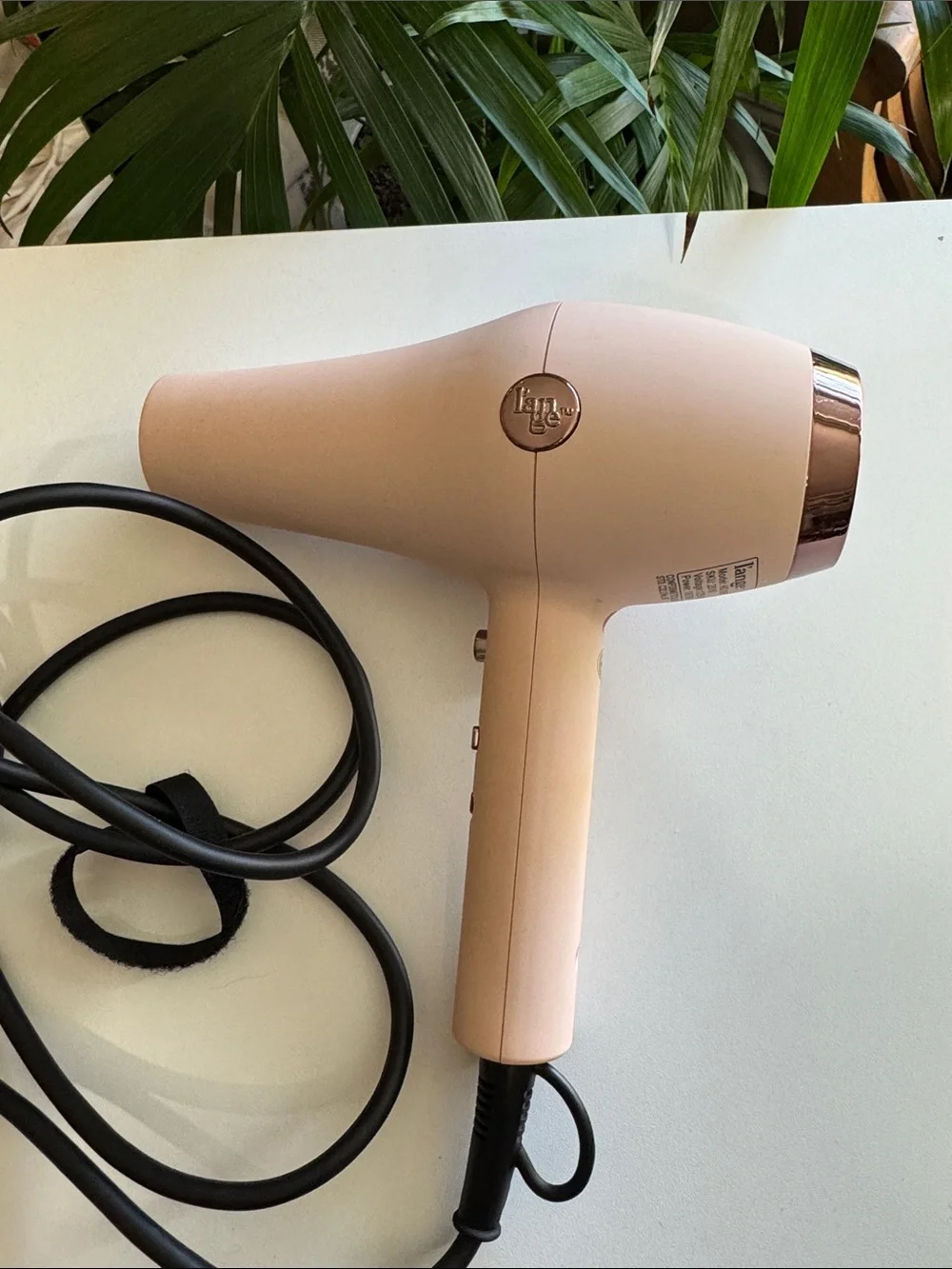 Lange HD1997 Hair Dryer in Blush Pink with Rose Gold Trim Works